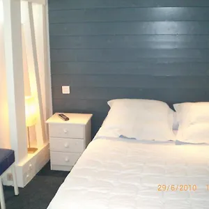 Le France 2*, Loudéac France